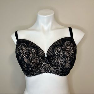 Lace VS bra